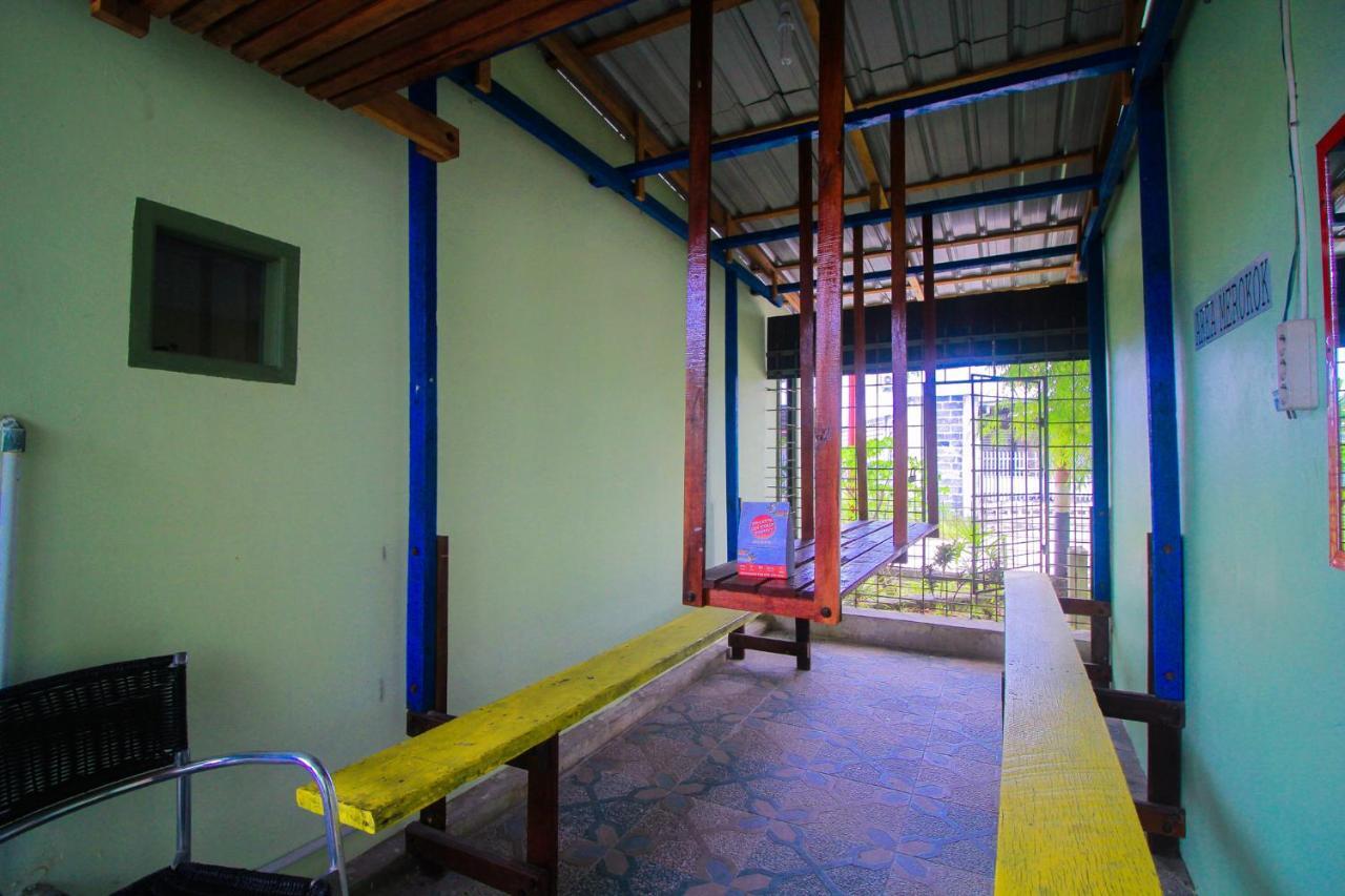 Oyo 1596 Taman Homestay Syariah Dumai Ngoại thất bức ảnh